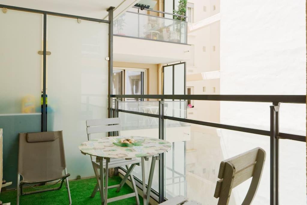מרסיי Super T2 Climatise Avec Balcon A Pied Plage Catalan מראה חיצוני תמונה